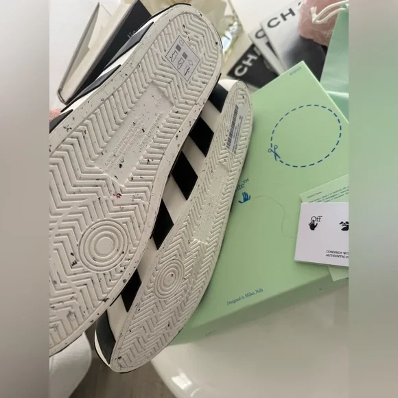 OFF-WHITE Tan and Black Sneakers , NWT , all inclusive (ready to gift ) - Picture 8 of 12